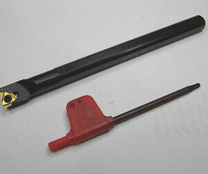 Utensile Filettatura Interna 12mm 60° per filettare internamente SNR 0012M11