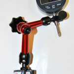 BASE MAGNETICA SNODABILE PICCOLA CON COMPARATORE CENTESIMALE DIGITALE FARNEED 12