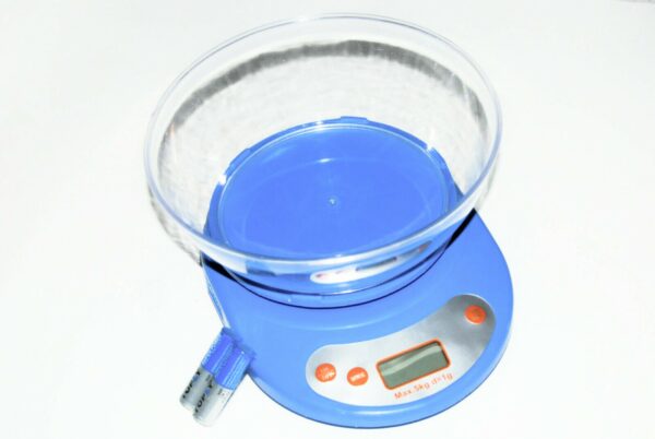 BILANCIA DIGITALE LCD CON PIATTO VASSOIO ELETTRONICA CUCINA TARA LIQUIDI 5KG 769