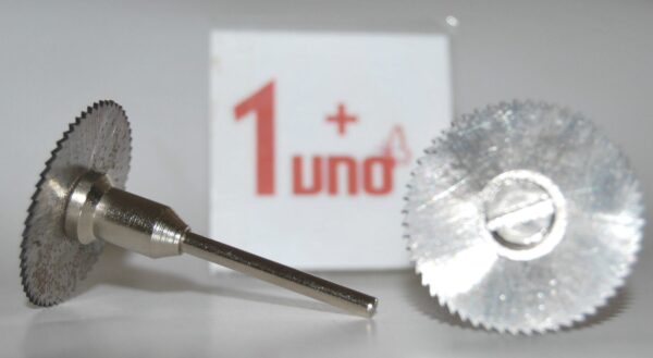 DISCO ACCIAIO DENTATO PER DRIMEL PUNTA TAGLIO SEGHETTATO DIAMETRO 20 MM 141 C