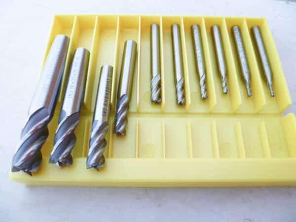 FRESE PUNTE 3 TAGLIENTI HSS TESTA PIANA 2 12 MM SET 10 PZ FRESA GIA