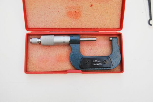 MICROMETRO ANALOGICO CENTESIMALE 25 - 50 mm SPESSIMETRO SPESSORE M15 438