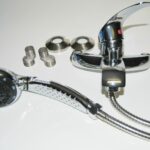 MISCELATORE RUBINETTO IN OTTONE CROMATO MONOCOMANDO VASCA  DOCCIA  CON TUBO