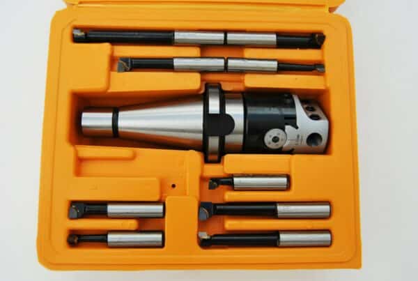 SET TESTA TESTINA FRESA BARENO ALESATORE ISO40 1 1/2 18 9 PZ ALESARE UTENSILI G