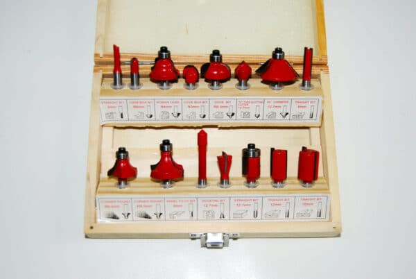 FRESE PANTOGRAFO 15 PZ PUNTA PUNTE FRESATRICE VERTICALE LEGNO BORDI 6 MM 748