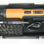 CACCIAVITE GIRAVITE ELETTRICO 3,6V ACCESSORI INSERTI AVVITATORE BATTERIA 355HO