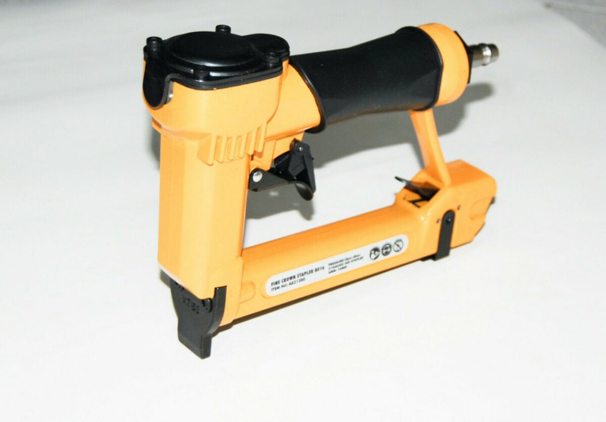 GRAFFATRICE PUNTATRICE GRAFFETTATRICE SPILLATRICE ARIA COMPRESSA PNEUMATICA 6 16 - immagine 2