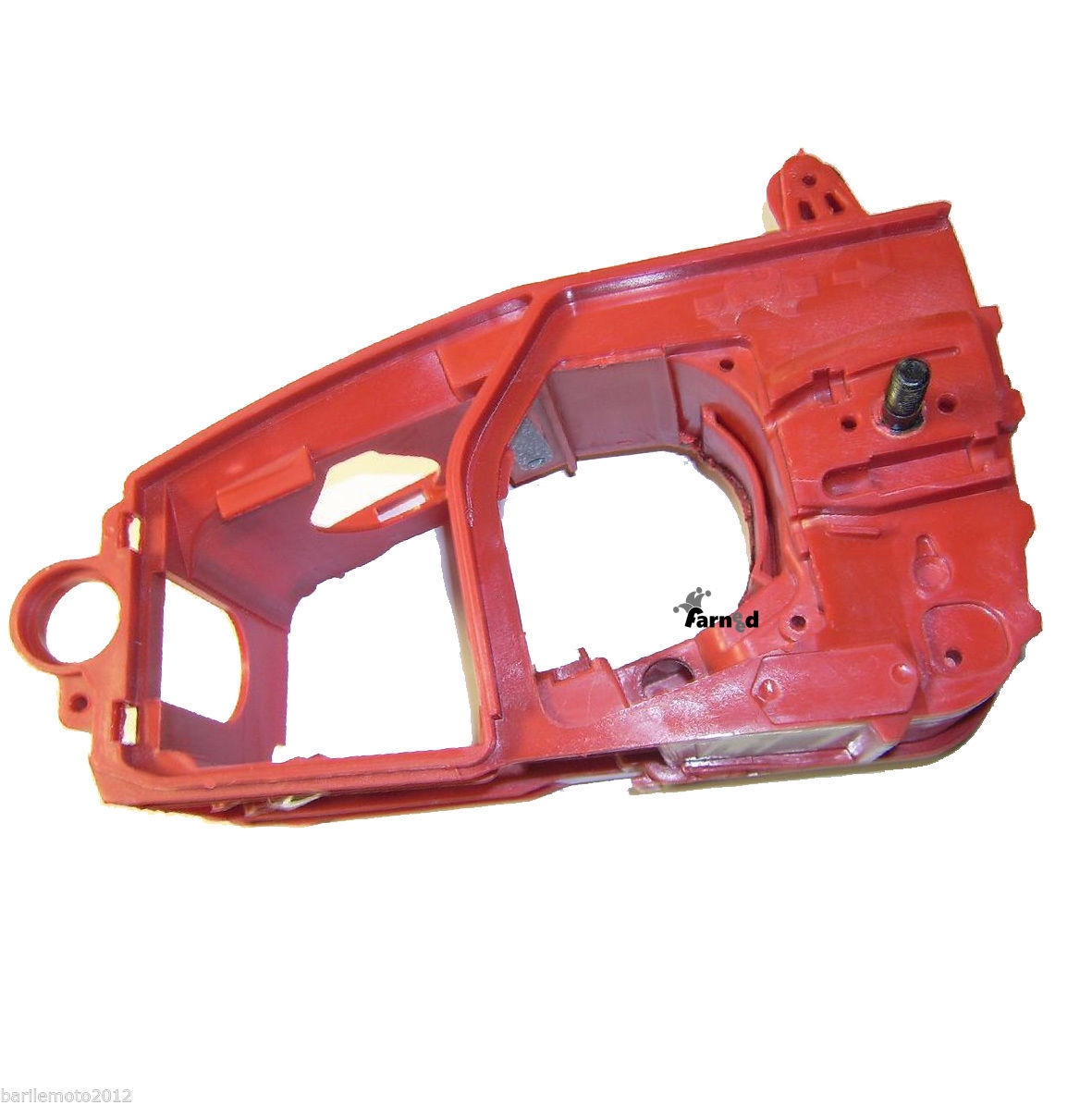 carc.jpg CARCASSA BASAMENTO CARTER MOTORE MOTOSEGA 25cc POTATURA PICCOLA ALPINA ZENOAH - immagine 1