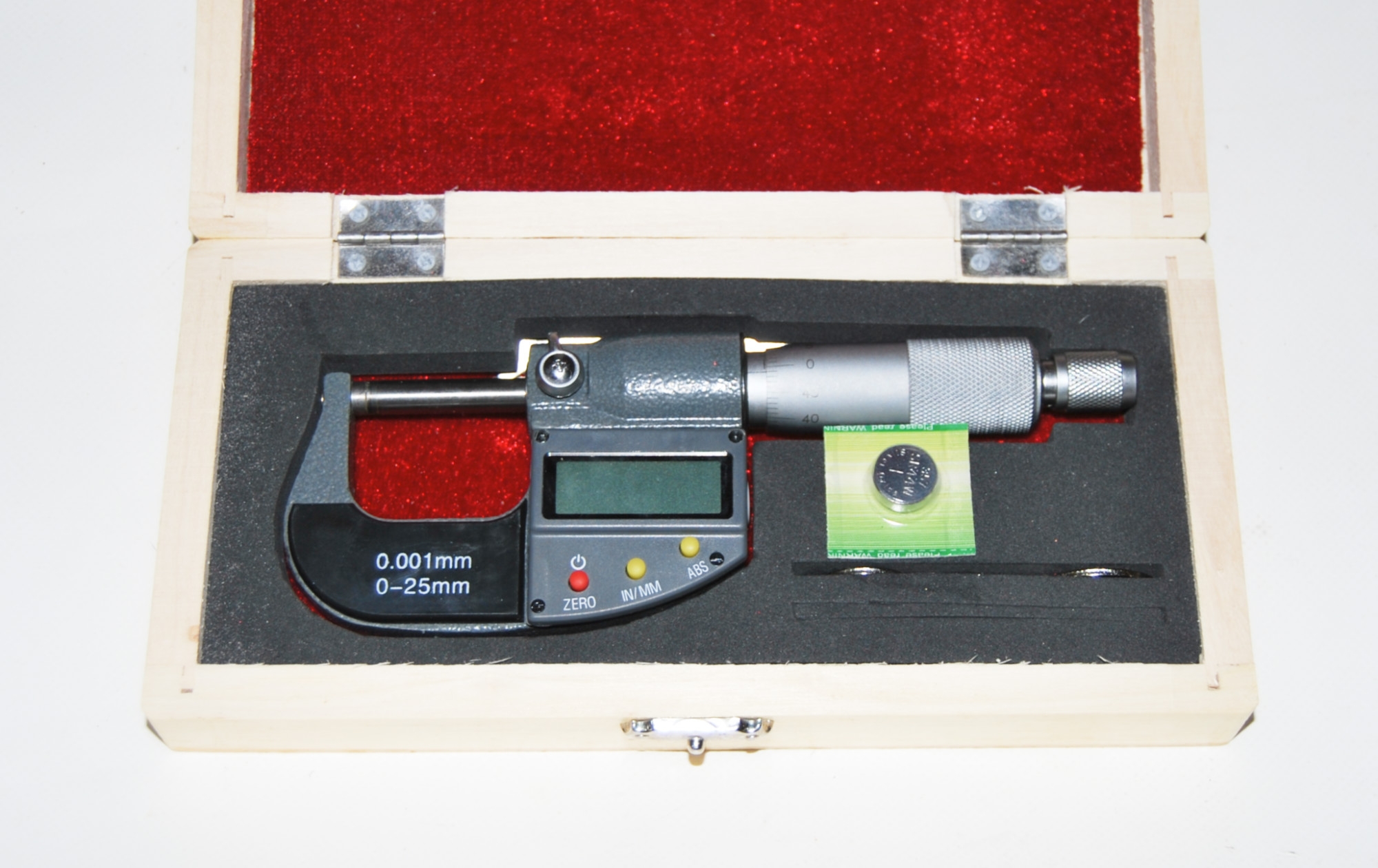 micr_2.jpg MICROMETRO SPESSIMETRO ELETTRONICO DIGITALE MILLESIMALE CALIBRO PALMER 0-25 MM 8 - immagine 1