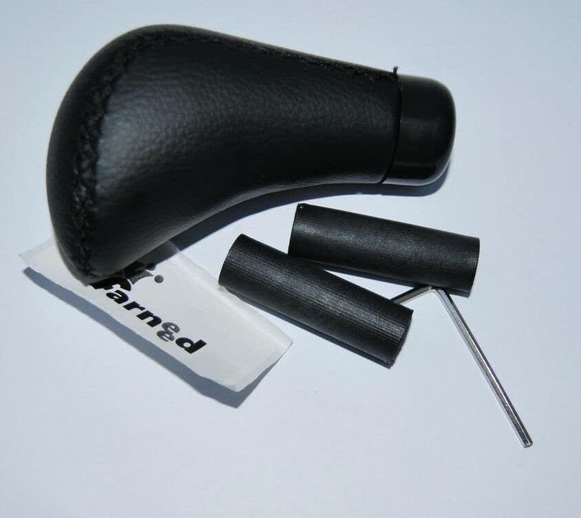 pomello_3.jpg POMELLO LEVA CAMBIO AUTO MACCHINA MANOPOLA UNIVERSALE MANUALE NERA 115 - immagine 1