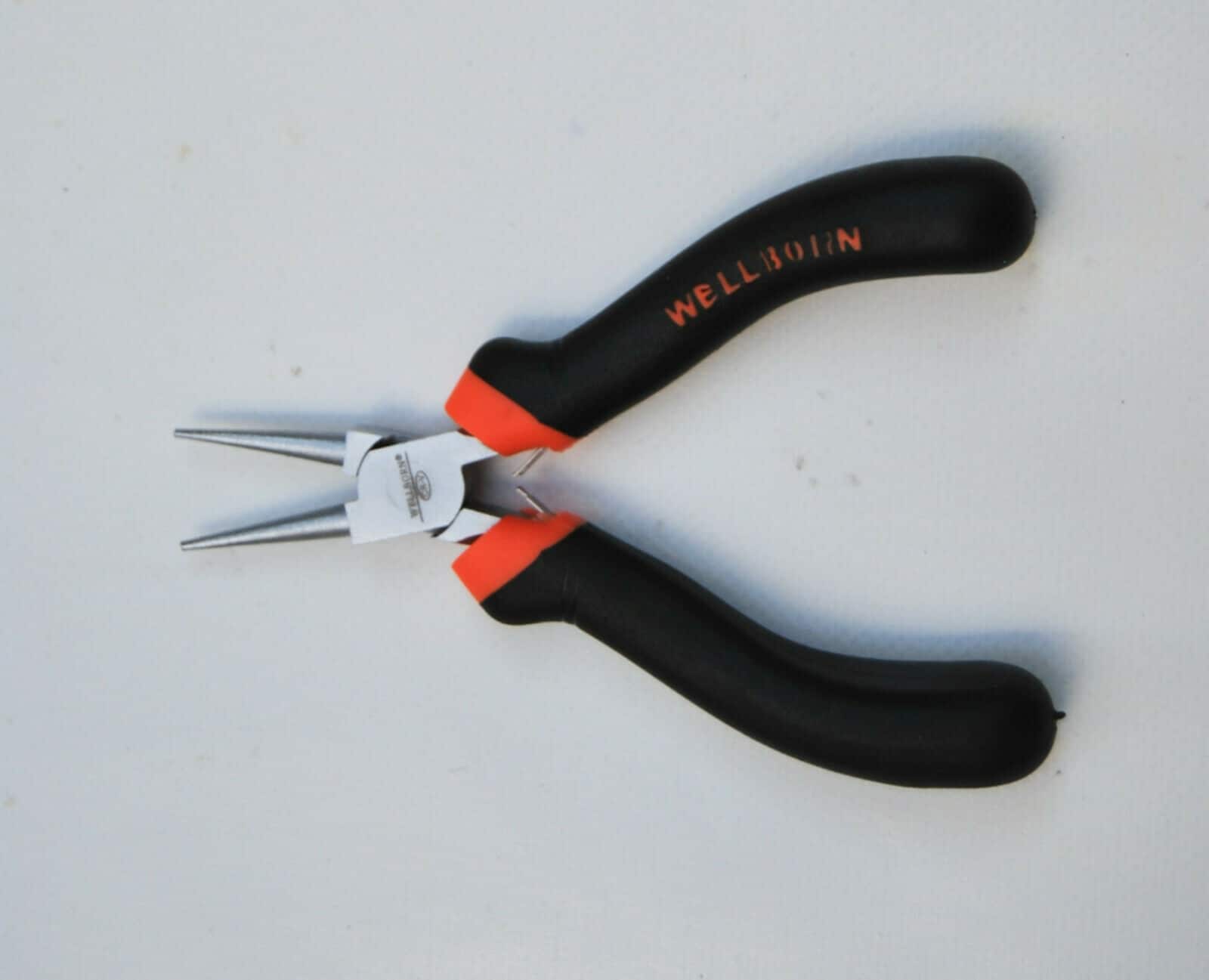 seger.jpg MINI PINZA SEGER CHIUDERE STRINGERE ANELLI ELASTICI BECCHI 115 MM SINGOLA 737 - immagine 1